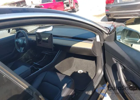 2018 Tesla Model 3 Long Range/Mid Range from USA, damaged, VIN 5YJ3E1EA2JF036507